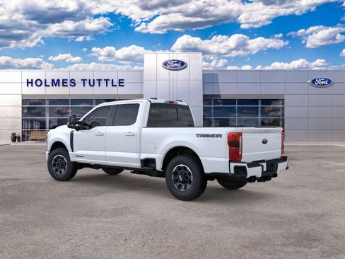 New 2026 Ford F250 Lariat w/ Tremor Off-Road Package AWD/4WD image 4