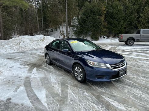 Used 2015 Honda Accord LX image 3