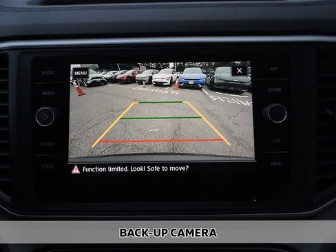 Used 2021 Volkswagen Atlas SE w/ Panoramic Sunroof Package image 6