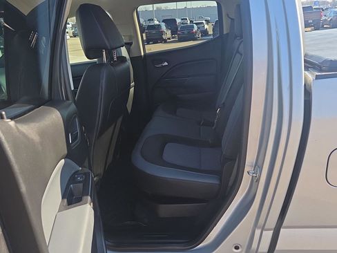 Used 2018 Chevrolet Colorado Z71 image 13