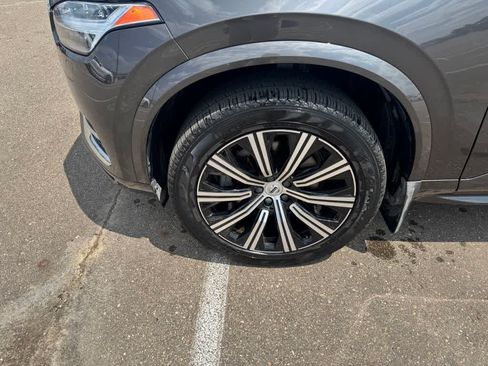 Used 2024 Volvo XC90 B5 Core w/ Protection Package Premier AWD/4WD image 9