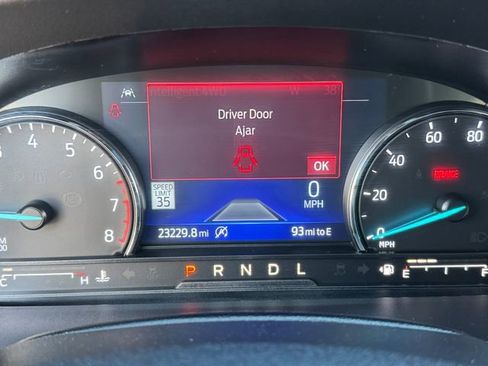 Used 2023 Ford Explorer XLT w/ Equipment Group 202A image 25