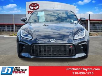 Used 2025 Toyota GR86 Premium w/ ALL Weather Mat Package (TMS) RWD video 2