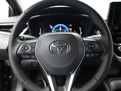 Used 2026 Toyota Corolla SE FWD image 14