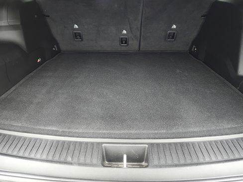 Used 2024 Jeep Wagoneer Launch Edition image 32