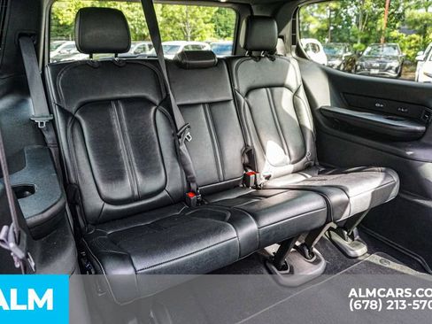 Used 2023 Jeep Wagoneer Series III w/ Preferred Equipment Group image 23