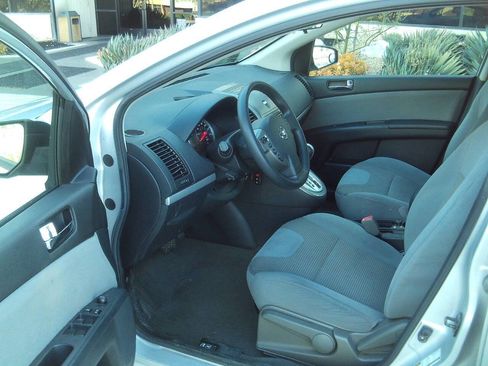 Used 2010 Nissan Sentra 2.0 S image 16