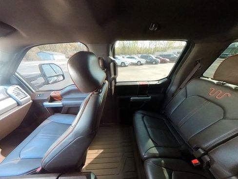 Used 2017 Ford F250 King Ranch w/ FX4 Off-Road Package AWD/4WD image 32