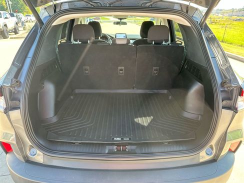 Used 2021 Ford Escape SE w/ Convenience Package image 22