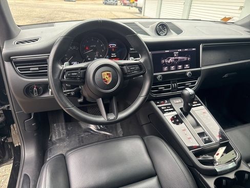 Certified 2023 Porsche Macan GTS w/ Premium Package Plus image 9