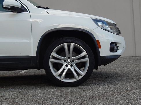 Used 2016 Volkswagen Tiguan SEL image 8