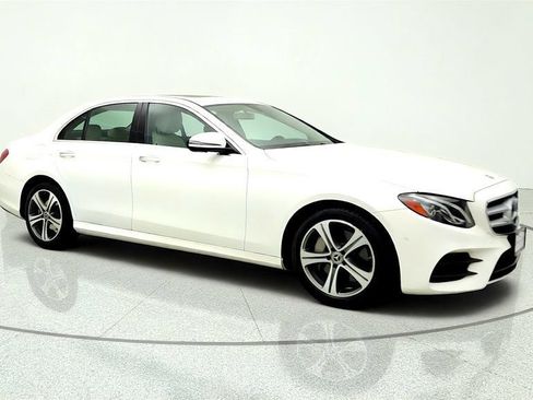 Used 2020 Mercedes-Benz E 350 4MATIC Sedan w/ Parking Assistance Package image 3