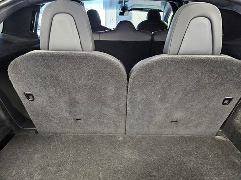 Used 2023 Tesla Model X AWD/4WD image 9
