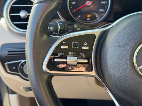 Used 2020 Mercedes-Benz GLC 300 GLC 300 image 31