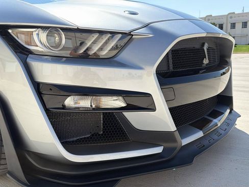 Used 2021 Ford Mustang Shelby GT500 w/ Technology Package RWD image 13