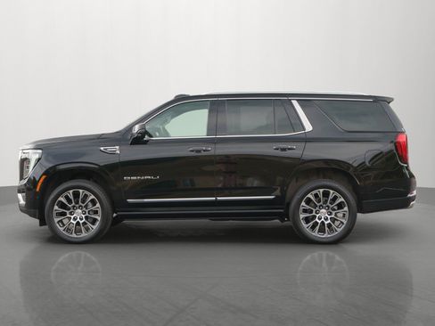 Used 2026 GMC Yukon Denali w/ Denali Reserve Package AWD/4WD image 4