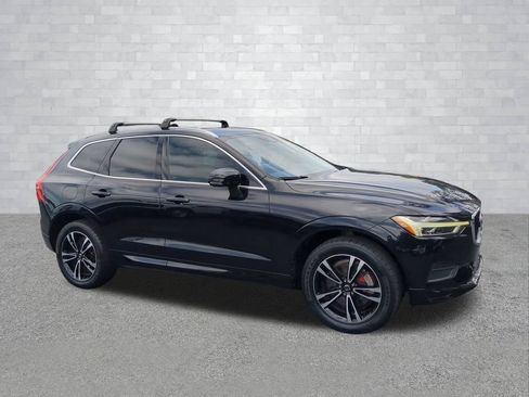 Used 2020 Volvo XC60 T6 Momentum AWD/4WD image 2