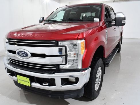 Used 2017 Ford F250 Lariat w/ Chrome Package image 2