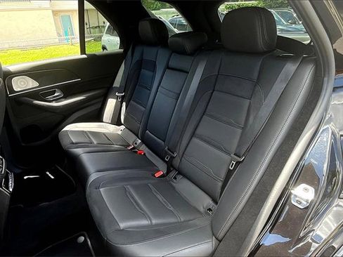 Used 2025 Mercedes-Benz GLE 63 AMG S image 19