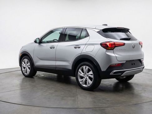 Used 2025 Buick Encore GX Preferred AWD/4WD image 6