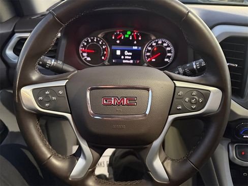 Certified 2023 GMC Acadia SLT image 15