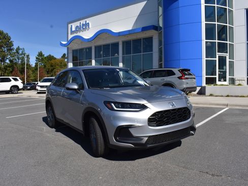 New 2026 Honda HR-V LX image 1