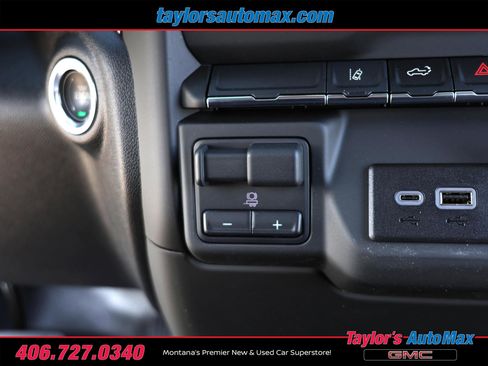 New 2025 GMC Sierra 3500 Pro w/ Convenience Package image 17