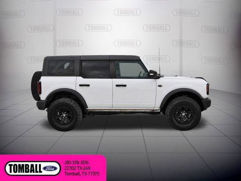 Certified 2022 Ford Bronco Wildtrak image 8