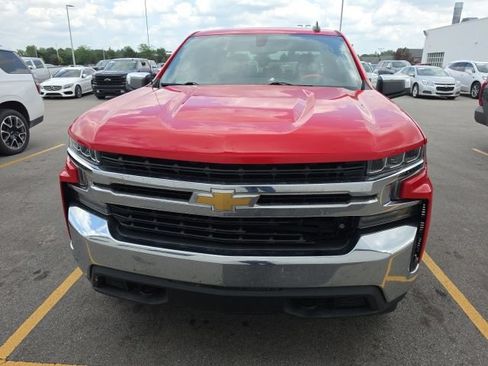 Used 2019 Chevrolet Silverado 1500 LT w/ Fleet Comfort Package AWD/4WD image 2
