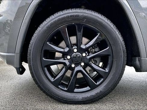 Used 2021 Jeep Grand Cherokee Laredo X AWD/4WD image 9