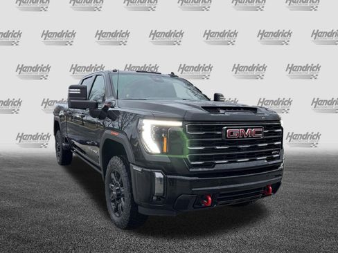 Used 2024 GMC Sierra 2500 AT4 w/ AT4 Premium Plus Package image 2