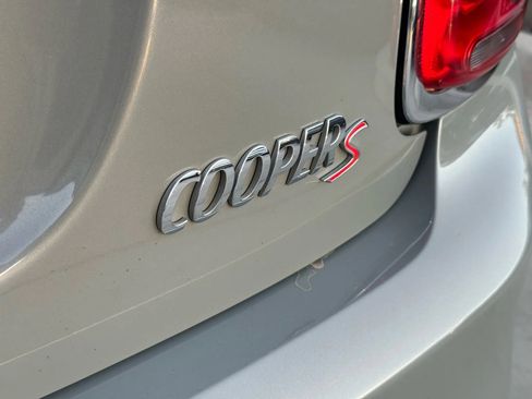 Used 2015 MINI Cooper S image 8