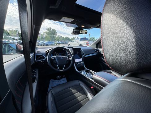 Used 2024 Ford Edge ST-Line AWD/4WD image 29