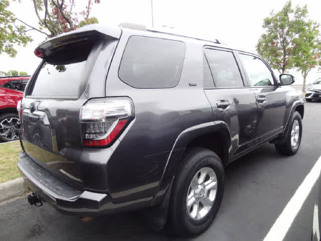 Used 2023 Toyota 4Runner SR5 AWD/4WD image 4