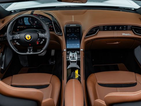 Used 2024 Ferrari Roma Spider image 4