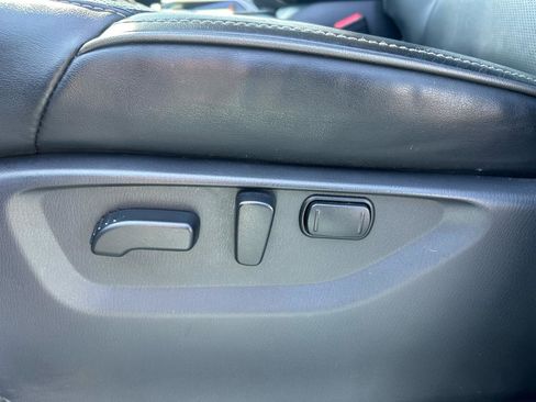 Used 2024 INFINITI QX80 Luxe image 16