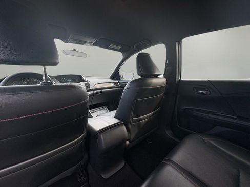 Used 2017 Honda Accord Sport Special Edition image 30