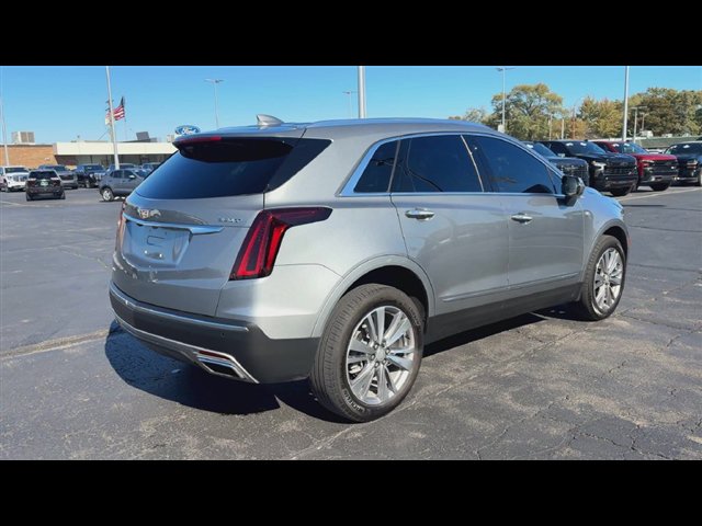 Certified 2024 Cadillac XT5 Premium Luxury w/ LPO, Floor Liner Package AWD/4WD image 8