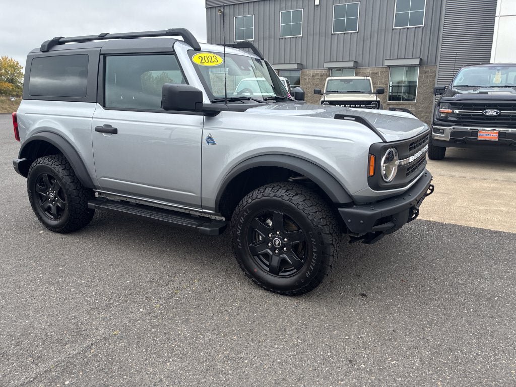 Used 2023 Ford Bronco Black Diamond AWD/4WD image 10