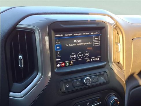 Used 2021 Chevrolet Silverado 1500 Custom Trail Boss w/ Safety Confidence Package image 10