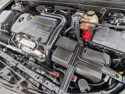 Used 2022 Chevrolet Malibu LS image 16