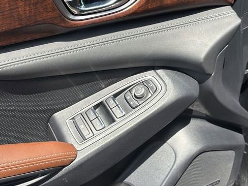 Used 2023 Subaru Ascent Touring AWD/4WD image 18