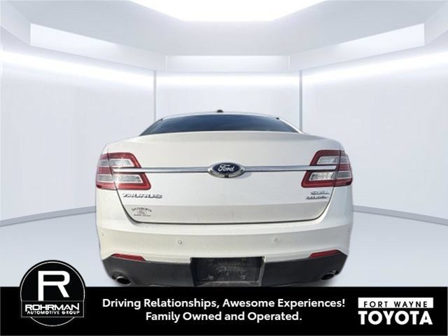 Used 2015 Ford Taurus SEL FWD image 7