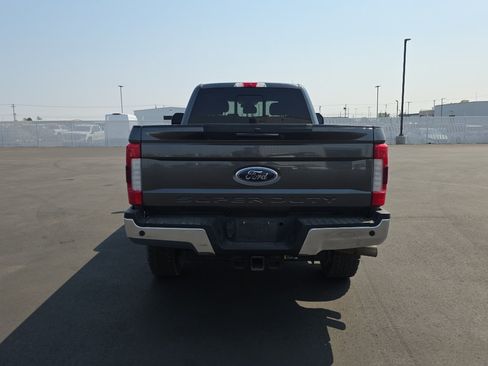Used 2017 Ford F350 Lariat w/ Lariat Ultimate Package AWD/4WD image 7