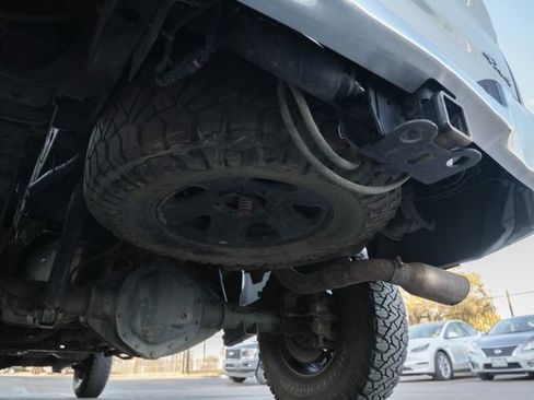 Used 2015 RAM 3500 Tradesman w/ Chrome Appearance Group image 7