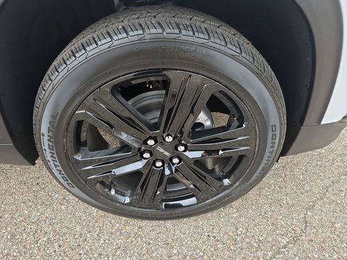 New 2026 GMC Acadia Elevation image 37