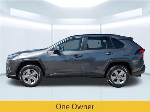 Used 2025 Toyota RAV4 XLE w/ Convenience Package image 2