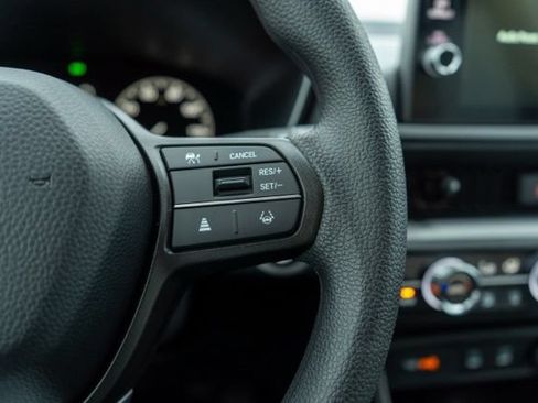 Used 2025 Honda CR-V EX image 23