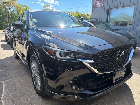 Used 2023 MAZDA CX-5 Signature AWD/4WD image 3