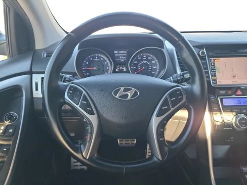 Used 2014 Hyundai Elantra GT w/ Option Group 03 FWD image 12
